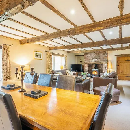 Holiday home Dudmire *
