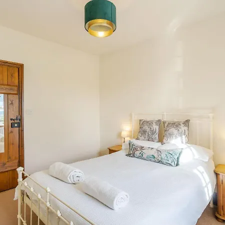 Dudmire Holiday home *